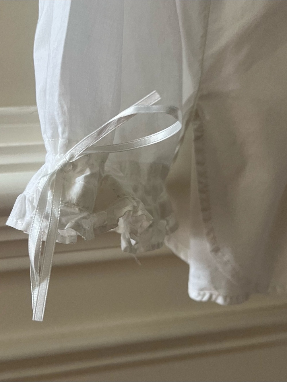Laura Ashley White Ruffled Lace-Panel Button-Down Blouse - Picture 4 of 4